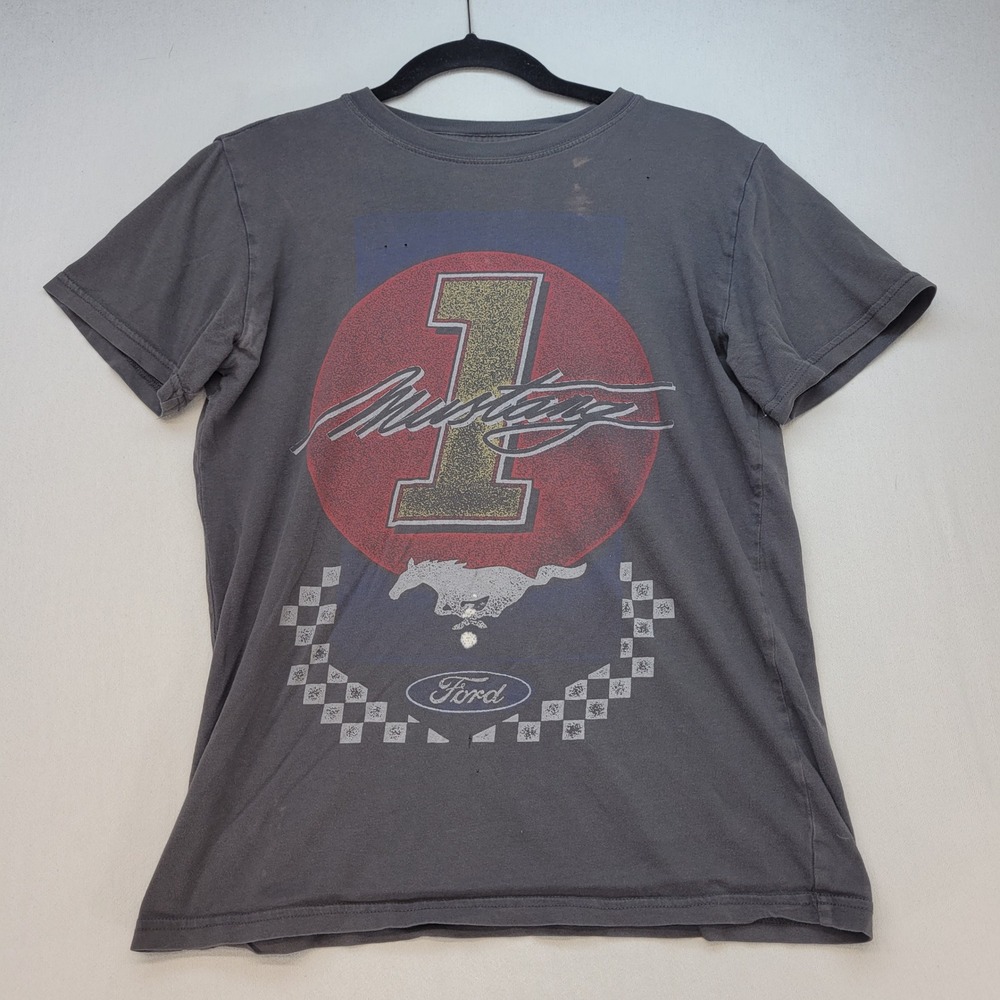 Ford T-Shirt Mens Small Gray Mustang Graphic Racing Distressed